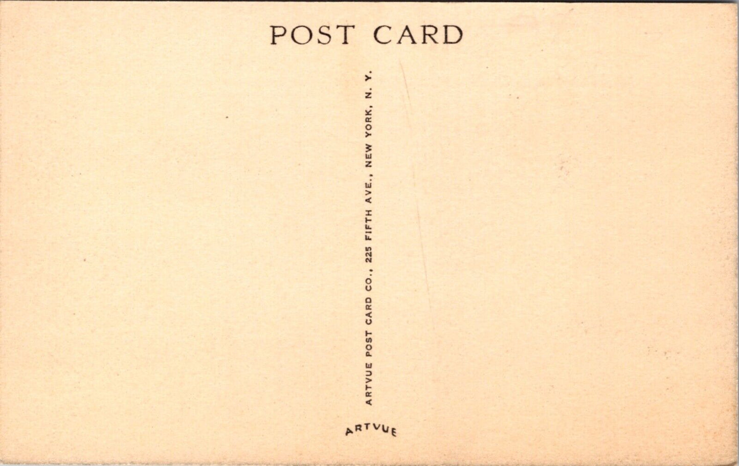 Postcard Interior Paramount Motel U.S. 85 South in Greeley, Colorado